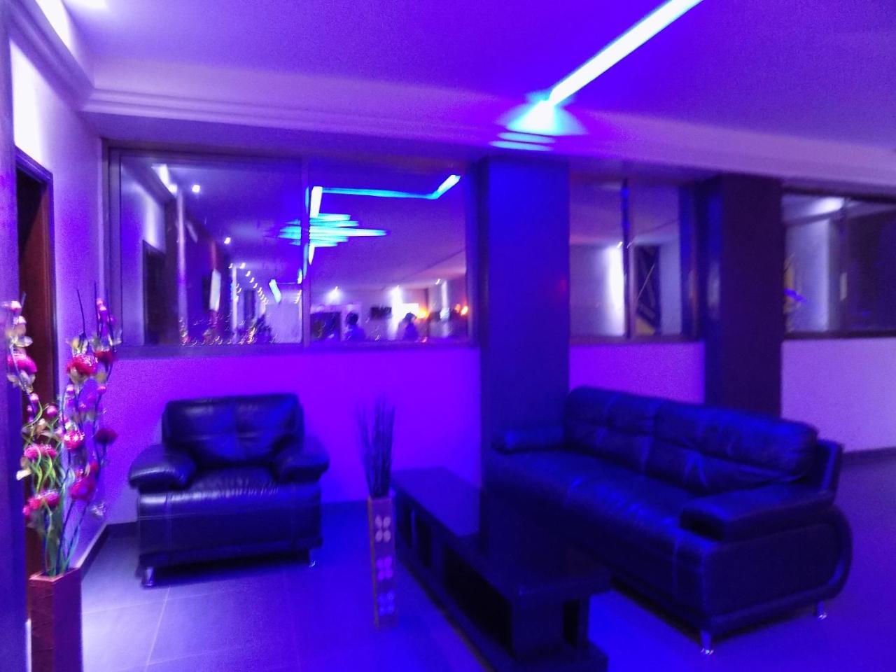 Freedom City Hotel Najjanankumbi Kamapala Kampala Esterno foto